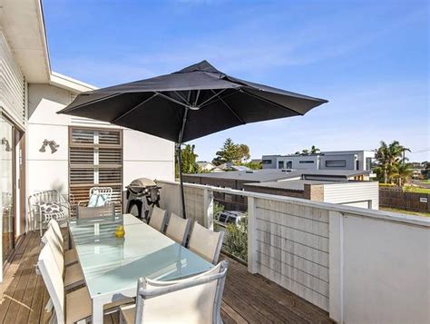 Adrift At Ocean Grove Beach House For Rent In Ocean Grove Bellarine