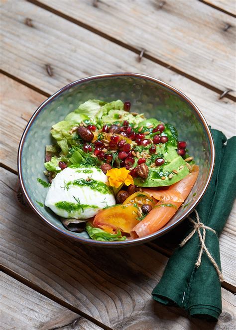 Salade De Quinoa Et Avocat Au Saumon Fum Recette L G Re