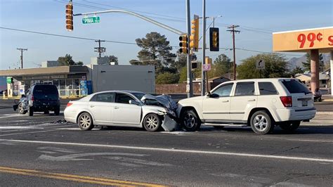 3 Vehicle Crash Shuts Down Pima And Craycroft Intersection