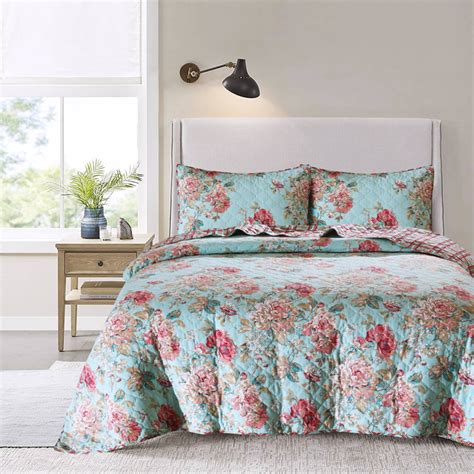 Ruvanti Patchwork Floral Reversible Quilt Set 100 Cotton 3 Piece