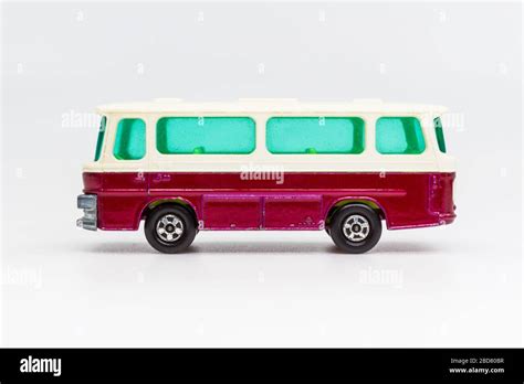 Lesney Products Matchbox Model Toy Car 1 75 Series No12 Setra Coach