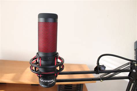 Blue Yeti vs HyperX QuadCast — Stream Tech Reviews by BadIntent