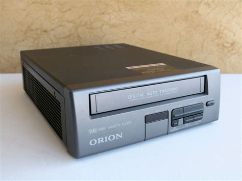 Orion VP0040 VHS VCR Player Digital Auto Tracking Video No Remote