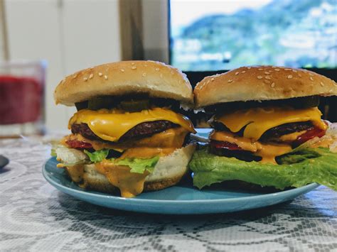 [homemade] Spicy Cheeseburgers R Food