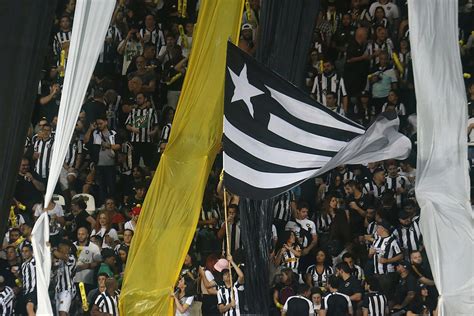 Torcida Acabou De Criar Nova M Sica Para O Botafogo Confira Portal