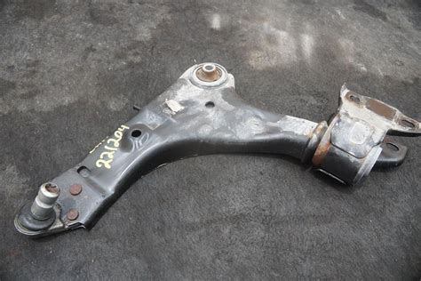 Front Left Lower Control Arm Lr Land Rover Discovery Sport L