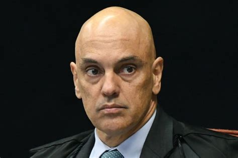 Moraes Manda Soltar Quatro Presos Ap S Morte De R U Do De Janeiro Na