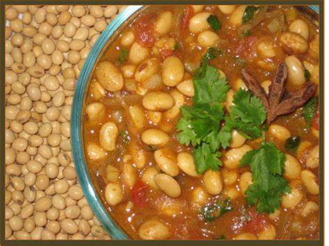 Sumas Cuisine Soya Bean Curry