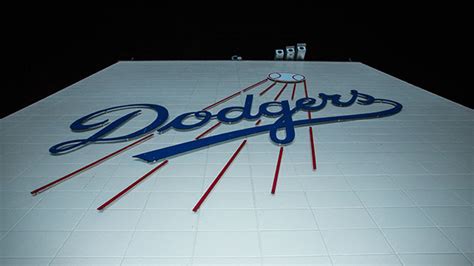 Dodgers Unveil Jackie Robinson Statue Horizon Broadcasting Group Llc