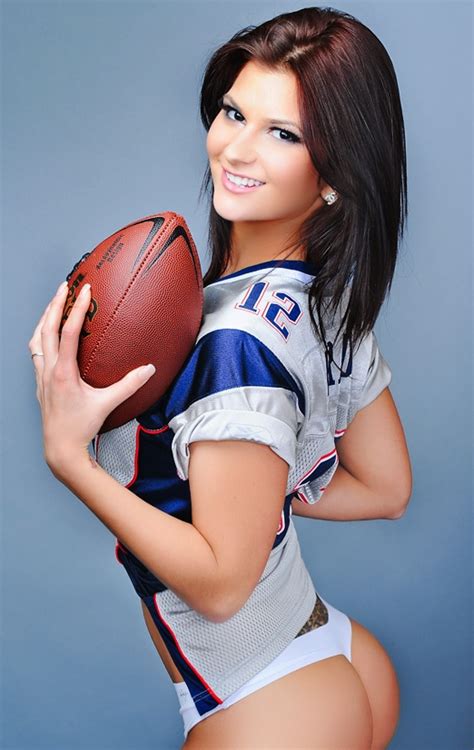 Beauty Babes Nfl Week 4 Sexy Babe Alert New England Patriots Vs