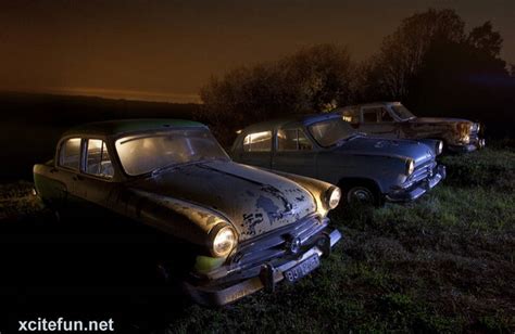 Haunted Museum - The Rusted Classic Cars - XciteFun.net