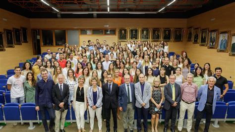 El Colegio de Médicos de Zaragoza da la bienvenida a los 194 MIR que se