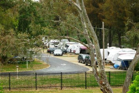 Cowra Van Park Caravan Camping Nsw