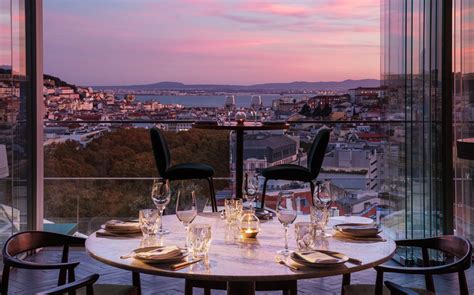 Skybar By Seen Rooftop Restaurant Bar Lisbon Go Discover Portugal