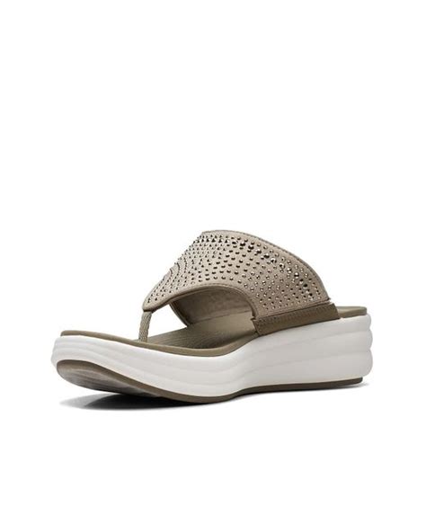 Clarks Cloudsteppers Drift Jaunt Sandal In Metallic Lyst