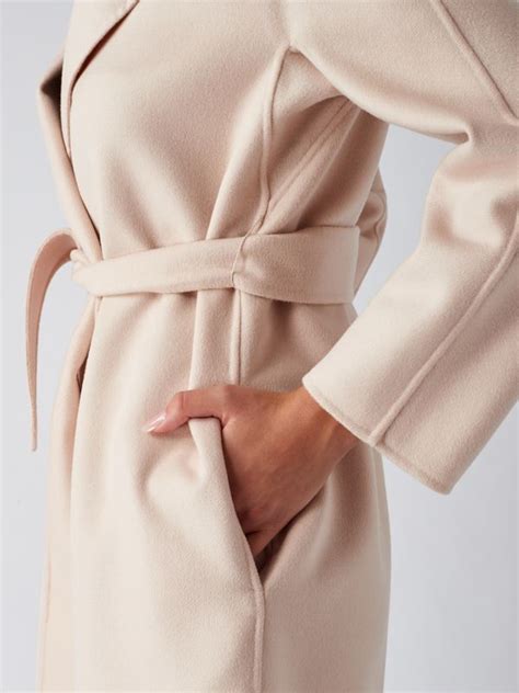 Max Mara Studio Cles Women S Coat In Cashmere And Silk Blend Face