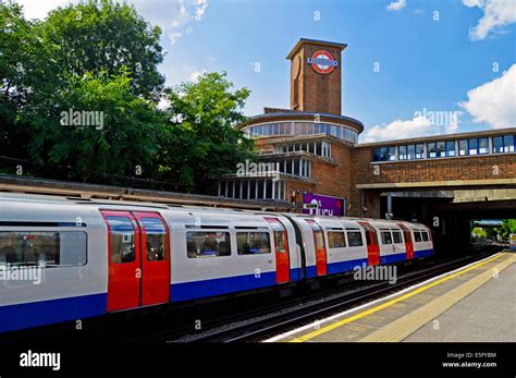 Park Royal Tube Station London Hi Res Stock Photography And Images Alamy