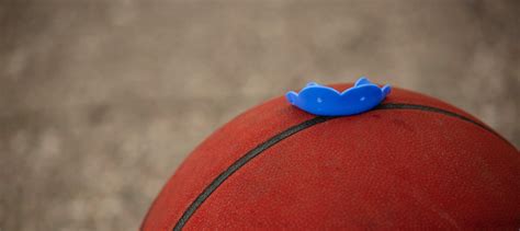 How to Choose a Basketball Mouthguard | Types of Mouthguards