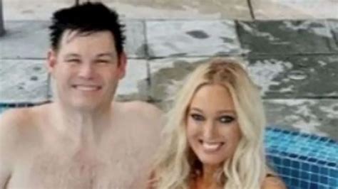 The Chase Star Mark Labbett Shows Off Dramatic Weight Loss In Topless