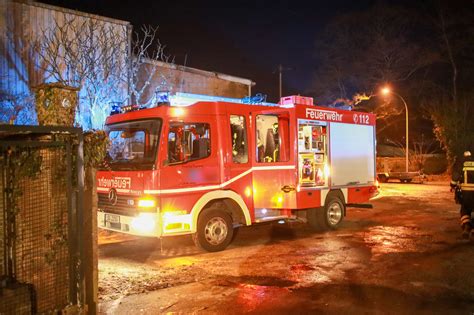 Zwei Br Nde In Einer Nacht Halten Polizei Und Feuerwehr Saarbr Cken In