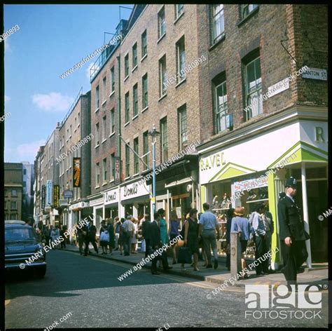 CARNABY STREET The corner of Carnaby Street and Canton Street on a busy shopping day, Stock ...