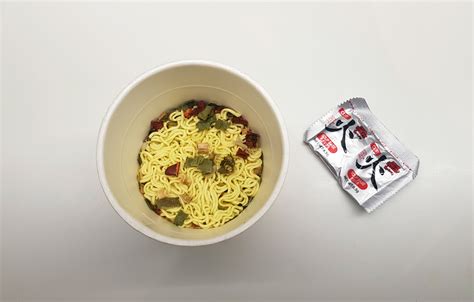 Paldo HWA Noodle Hot Spicy Flavor With Soy Peptide Cup Version