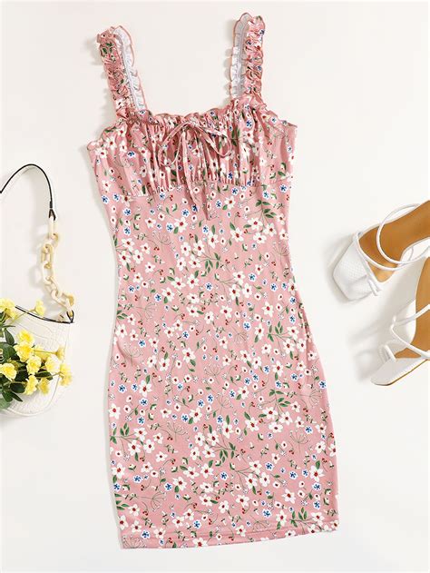 Shein Wywh Vestido Ajustado Floral Fruncido Con Tira Pecho Con Fruncido