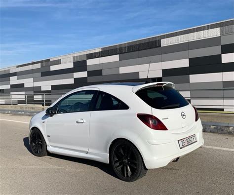 Opel Corsa Opc Line 2011 God