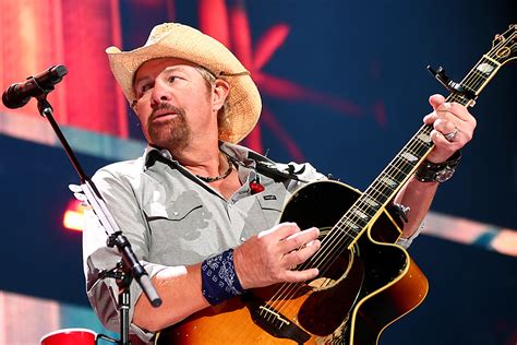 Toby Keith Cancels Cancer Benefit Appearance