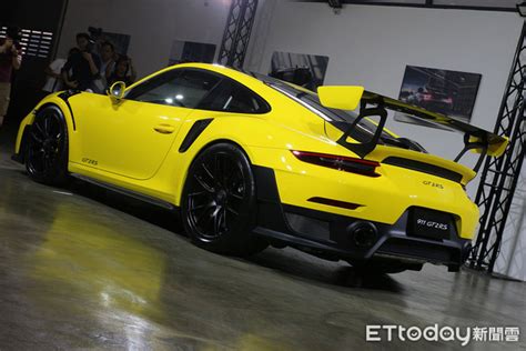 1488萬地表最強蛙王超跑！保時捷911 Gt2 Rs實車在台現身 Ettoday車雲 Ettoday新聞雲