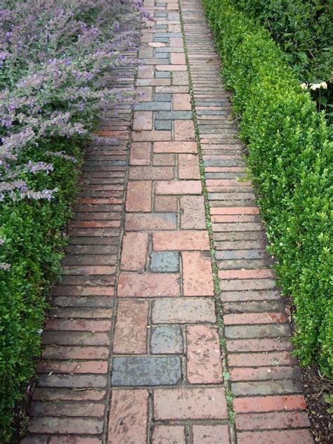 Paving Ideas Pathways For Beginners Pathway Landscaping Brick Garden