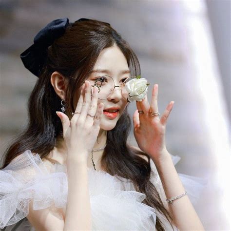 Minju Hq Icon Gadis Cantik Wanita Cantik Perempuan