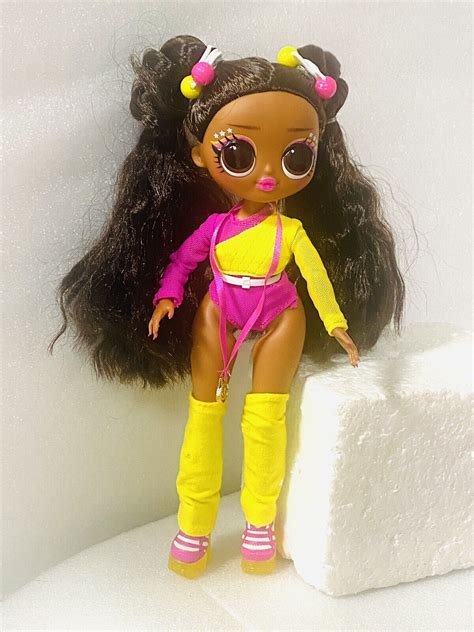 Mavin LOL Surprise OMG Sports Vault Queen Doll