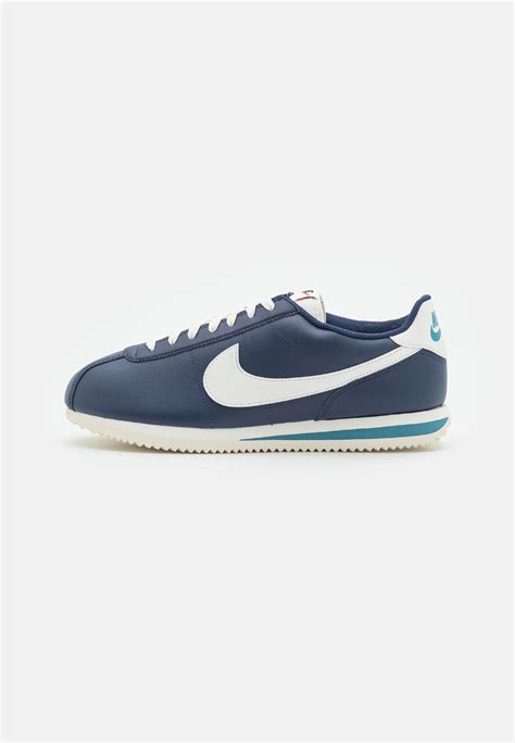 Кроссовки Nike Cortez купить — Кроссовки Nike Cortez цены на сайте ...
