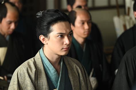 （写真）『青天を衝け』第17回 円四郎の死に衝撃を受けた“篤太夫”吉沢亮は京へ向かう ドラマ ニュース ｜クランクイン！