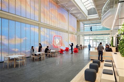 A Look Inside Youtubes Modern San Bruno Hq Officelovin