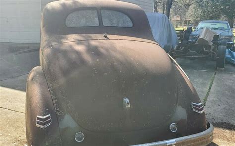 1940 Ford Deluxe Rear Barn Finds