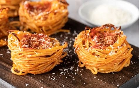 Ricetta Nidi Di Spaghetti Al Forno Il Club Delle Ricette