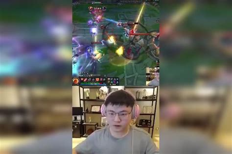 蓝少lol：uzi玩上单天使，六神装追着五个人输出，77滴血极限四杀！上单天使六神