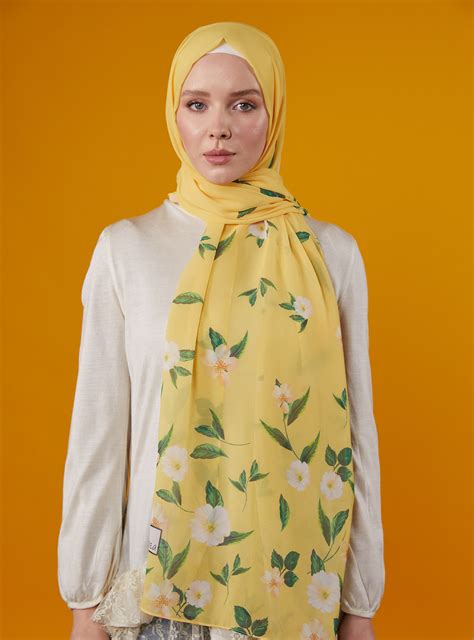 Yellow Shawl