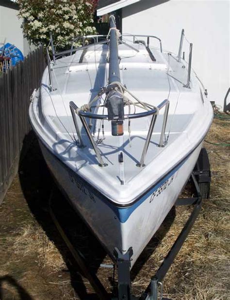 Macgregor 25 Sailboat For Sale