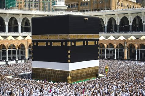 Premium Photo | Devotees performing pilgrimage at the sacred Kaaba in Mecca