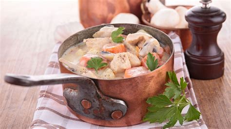 La Blanquette Avec Ou Sans Boulettes La Recette De Carlo De Pascale