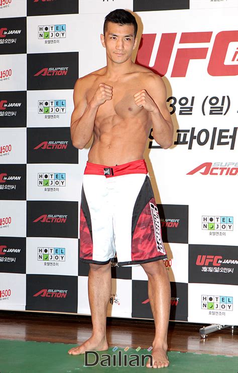 최두호 팀 동료 강경호3년 만에 Ufc 승리