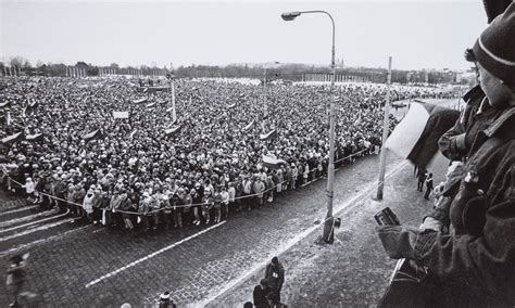 Czechoslovakia’s Velvet Revolution, 1989 - in pictures Prague Spring ...