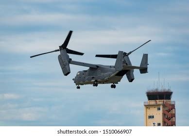 287 Tiltrotor Military Aircraft Images, Stock Photos & Vectors ...