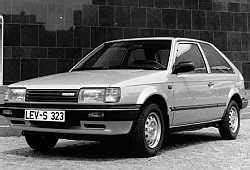 Mazda 323 III Hatchback Silniki Dane Testy AutoCentrum Pl