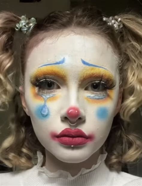 Pin By Waffles On Art Clown Makeup Cute Clown Makeup Funky Makeup