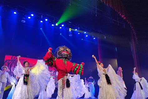 Espectacular Noche De Folklor En Veracruz Con El Ballet De Amalia