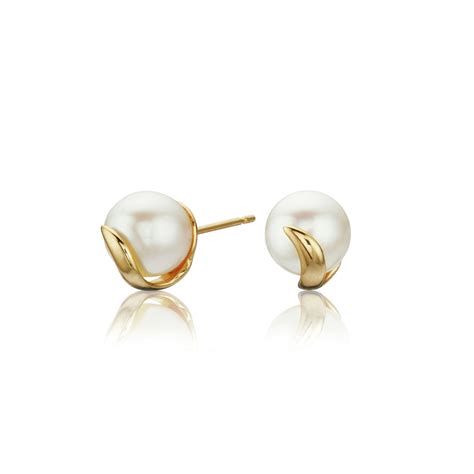 Solid Gold Pearl Studs – Lily & Roo